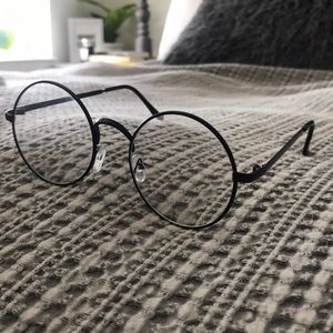 Round Glasses Black